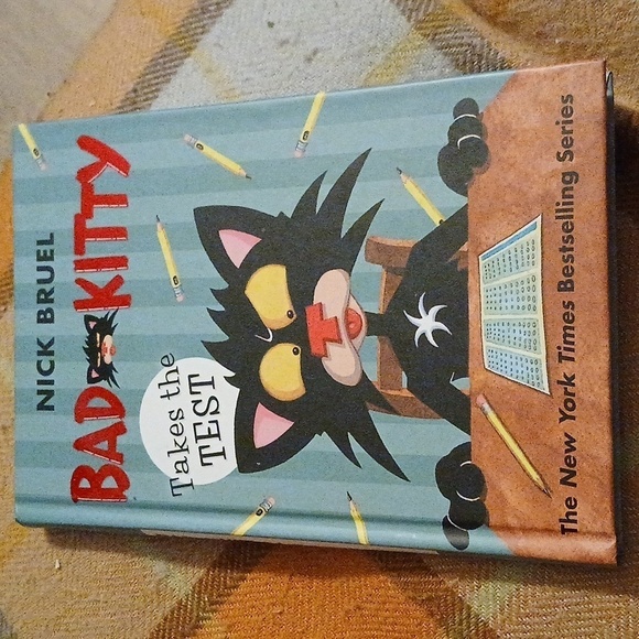 Bad Kitty Book Graphic Novel Takes the Test Nick Bruel 2017 - Picture 10 of 12